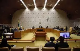 Por unanimidade, turma do STF torna Bolsonaro e mais 7 réus por golpe
